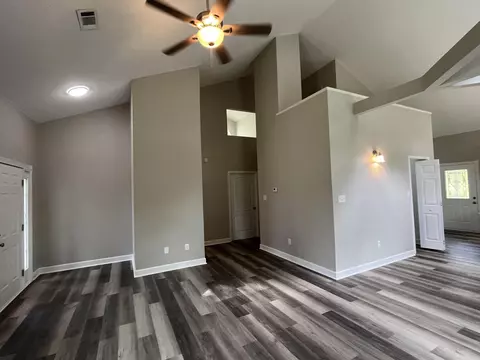 2015 Azalea Dr, Malvern, AR 72104 photo 4