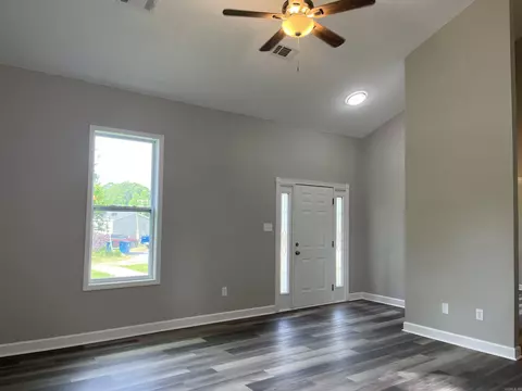 2015 Azalea Dr, Malvern, AR 72104 photo 3
