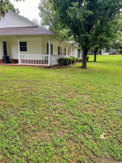 Exterior - 26 Miller St, Altus, AR 72821 photo 3 of 16