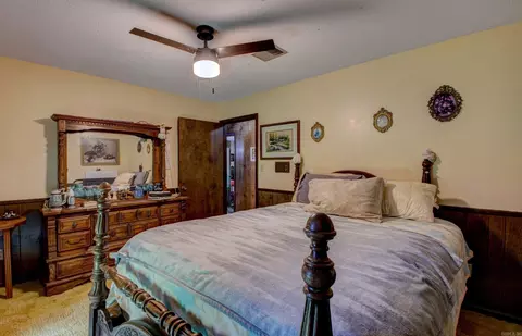 Bedroom - 826 Carson Bridge Rd, Lonoke, AR 72086 photo 2 of 3
