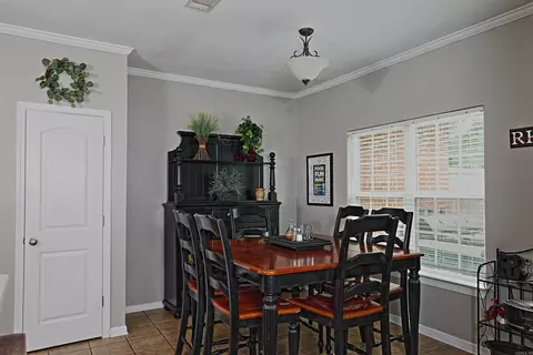 Dining - 3115 Dan Rd, White Hall, AR 71602 photo 2 of 2