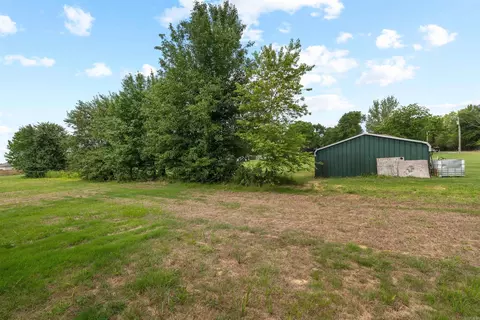 Exterior - 229 Baldwin Dr, Beebe, AR 72012 photo 2 of 3
