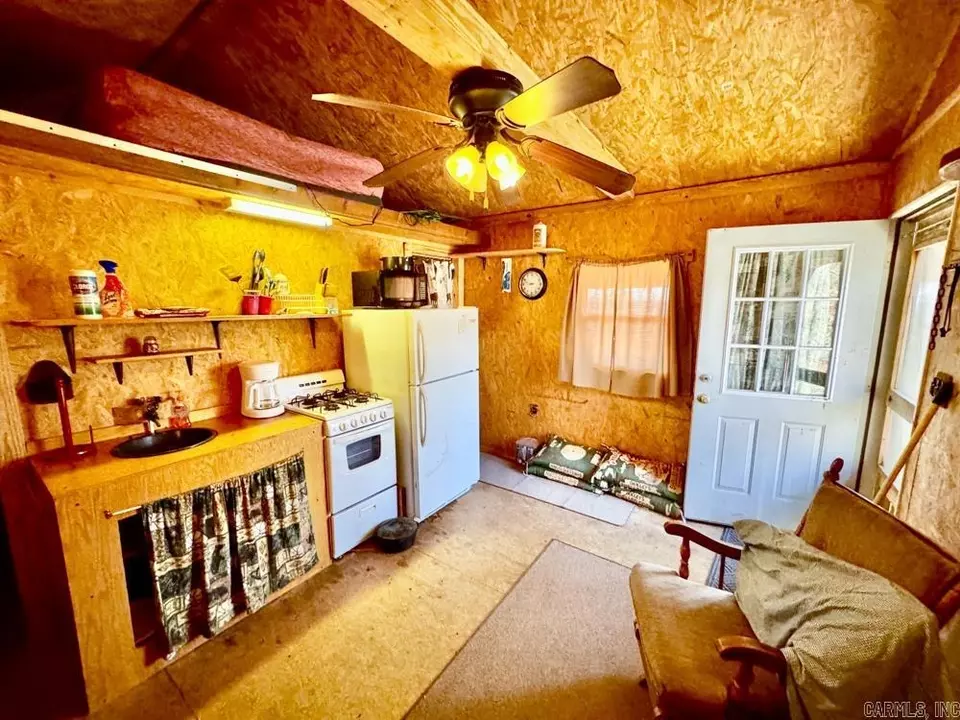 Kitchen - 1169 Liberty Rd, Leslie, AR 72645 photo 2 of 2