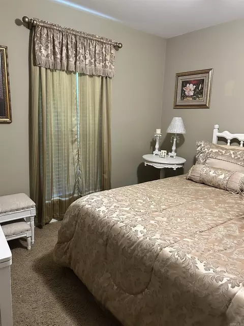 Bedroom - 1105 Cantrell, Mountain View, AR 72560 photo 2 of 3