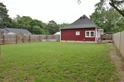 Exterior - 1365 Mitchell St, Conway, AR 72034 photo 10 of 13