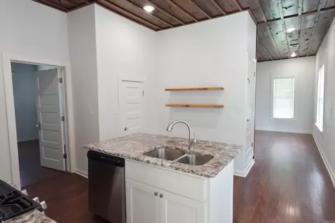 Entry Way - 1365 Mitchell St, Conway, AR 72034 photo 1 of 1