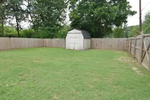 Exterior - 1365 Mitchell St, Conway, AR 72034 photo 8 of 13