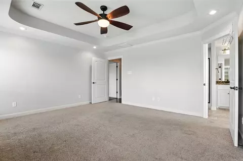 Bedroom - 2355 Lakeshore Ln, Cabot, AR 72023 photo 4 of 8