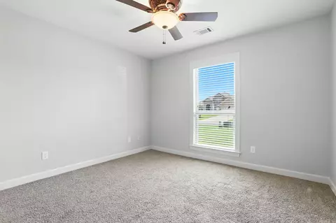 Bedroom - 2355 Lakeshore Ln, Cabot, AR 72023 photo 5 of 8