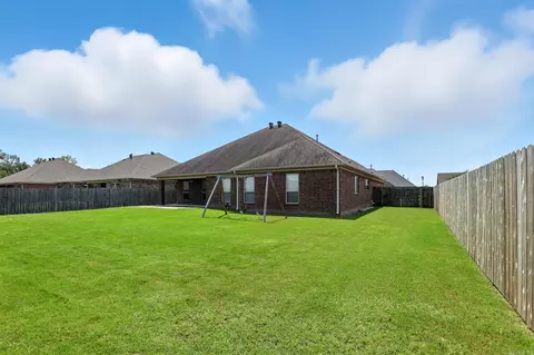 Exterior - 2355 Lakeshore Ln, Cabot, AR 72023 photo 6 of 12