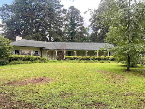 816 W 36th Ave, Pine Bluff, AR 71603 photo 2