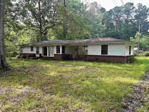 4174 Central Rd, Gurdon, AR 71743
