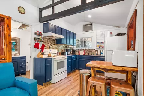 Kitchen - 181 Evergreen Rd, Mount Ida, AR 71957 photo 1 of 2