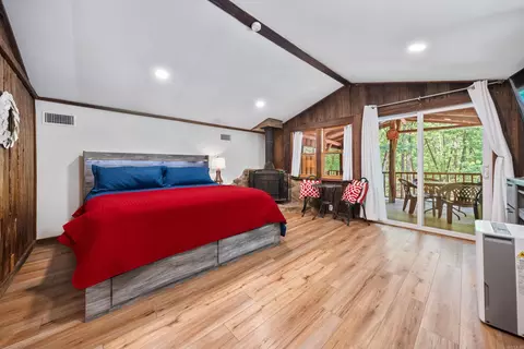 Bedroom - 181 Evergreen Rd, Mount Ida, AR 71957 photo 15 of 16