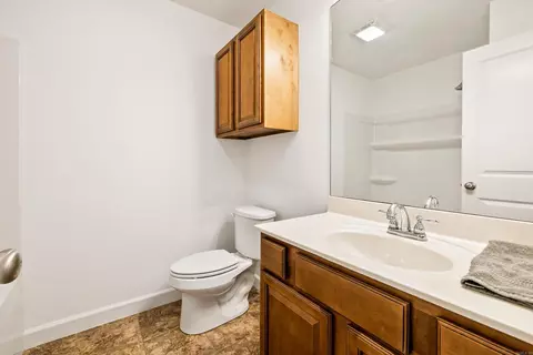 Bath - 8211 Springhill Rd, Alexander, AR 72002 photo 3 of 4
