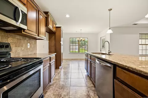 Kitchen - 8211 Springhill Rd, Alexander, AR 72002 photo 6 of 6