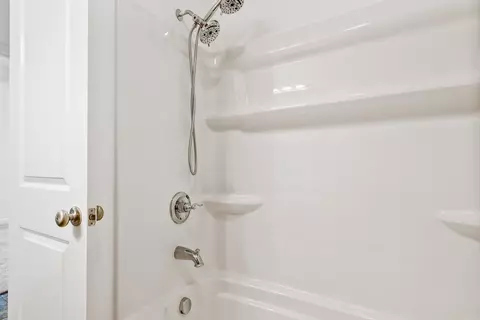 Bath - 8211 Springhill Rd, Alexander, AR 72002 photo 4 of 4