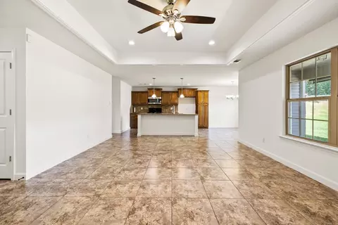 Living - 8211 Springhill Rd, Alexander, AR 72002 photo 2 of 5