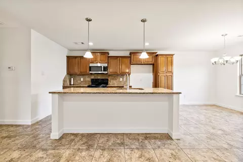 Kitchen - 8211 Springhill Rd, Alexander, AR 72002 photo 1 of 6