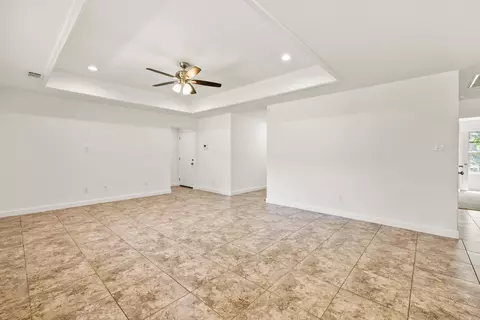 Living - 8211 Springhill Rd, Alexander, AR 72002 photo 3 of 5