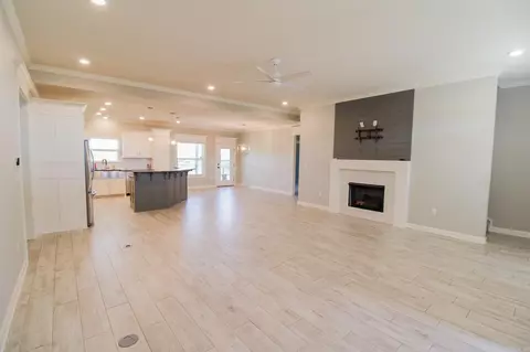 Living - 5 Pine Shadow Dr, Greenbrier, AR 72058 photo 1 of 1