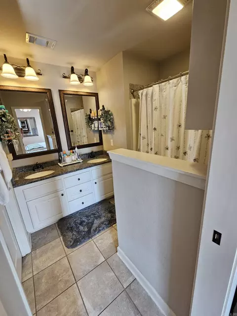 Bath - 15 Marlin Dr, Austin, AR 72007 photo 1 of 4