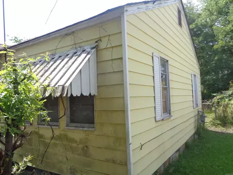 Exterior - 77 Watson Blvd, Pine Bluff, AR 71601 photo 6 of 9