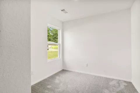 Bedroom - 107 Terrence Dr, Beebe, AR 72012 photo 4 of 5