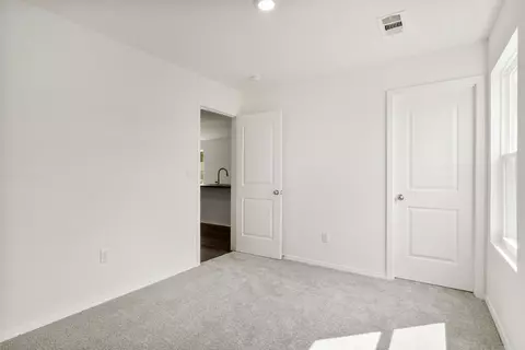 Bedroom - 107 Terrence Dr, Beebe, AR 72012 photo 3 of 5
