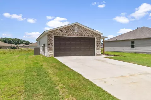105 Terrence Dr, Beebe, AR 72012 photo 2