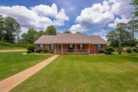 3905 Deer Dr, Benton, AR 72019 photo 1