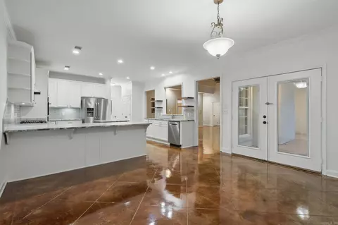 Entry Way - 1518 Brookshire Dr, Benton, AR 72019 photo 2 of 4