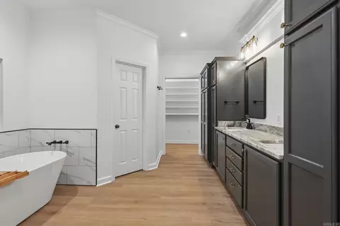 Other - 1518 Brookshire Dr, Benton, AR 72019 photo 9 of 16