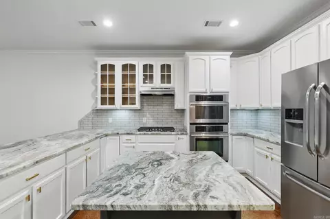 Kitchen - 1518 Brookshire Dr, Benton, AR 72019 photo 1 of 5