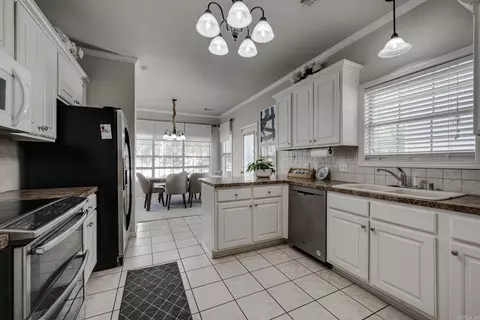 2211 E Longhills Rd, Benton, AR 72019 photo 9