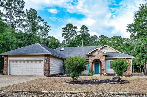 60 Promesa Dr, Hot Springs Village, AR 71909