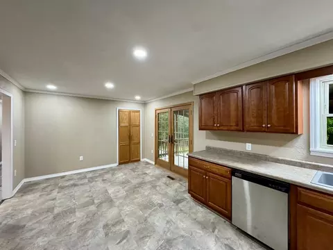 Kitchen - 6721 Wideman Rd, Wideman, AR 72585 photo 3 of 3
