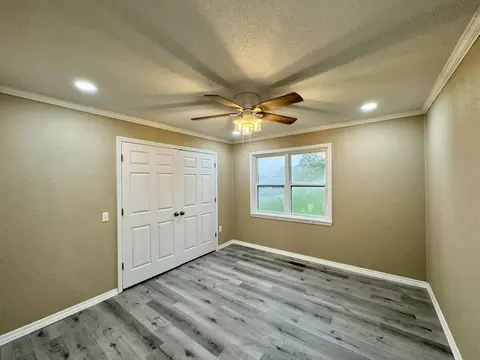 Bedroom - 6721 Wideman Rd, Wideman, AR 72585 photo 2 of 2