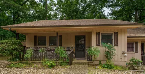 8 Macotera Pl, Hot Springs Village, AR 71909