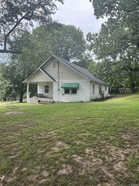 4602 Highway 8, Glenwood, AR 71943