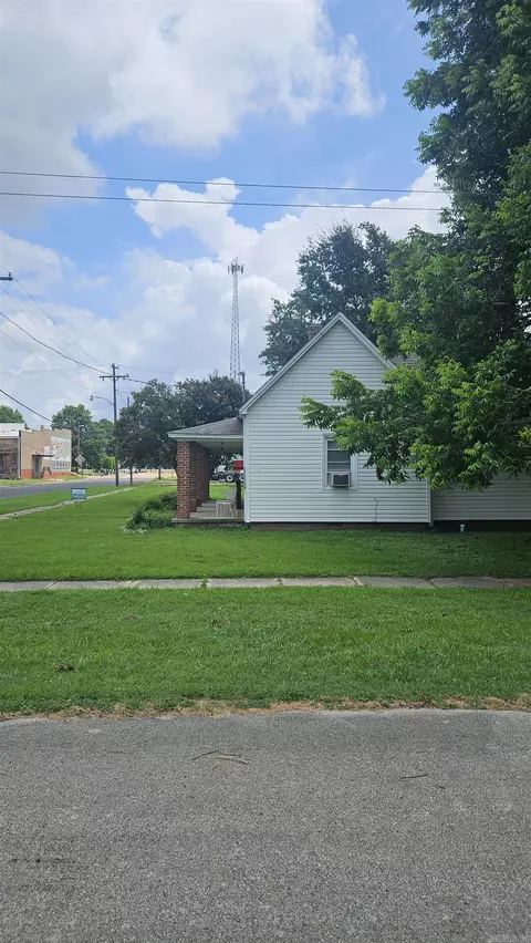 Other - 121 W 5th St, Rector, AR 72461 photo 10 of 10
