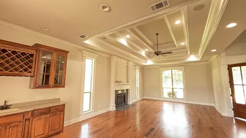 Living - 11617 Alexander Dr, Little Rock, AR 72103 photo 3 of 7