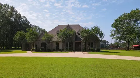 Exterior - 11617 Alexander Dr, Little Rock, AR 72103 photo 2 of 14