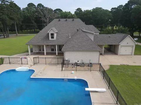 Exterior - 11617 Alexander Dr, Little Rock, AR 72103 photo 8 of 14