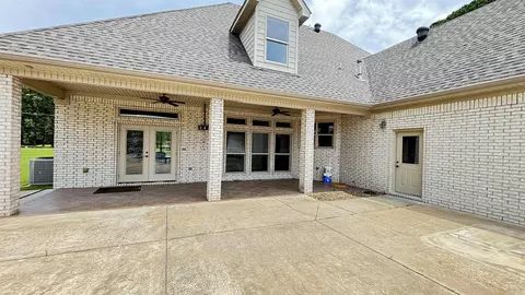 Exterior - 11617 Alexander Dr, Little Rock, AR 72103 photo 9 of 14