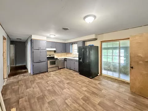 1911 Robert E Lee St, Malvern, AR 72104 photo 3