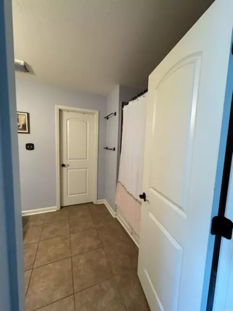 Entry Way - 8140 N Haven Dr, Alexander, AR 72002 photo 2 of 2