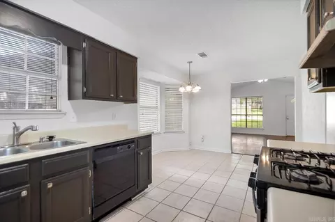 833 Cole Dr, Benton, AR 72015 photo 8