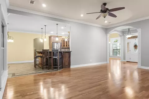 Living - 2205 Vermont St, Conway, AR 72034 photo 4 of 7