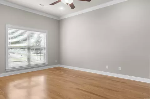 Living - 2205 Vermont St, Conway, AR 72034 photo 5 of 7